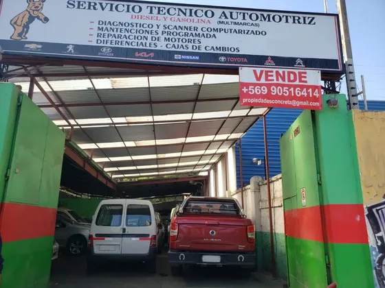 Casa Con Taller Mecánico - Club Hipico Movistar Arena Metro