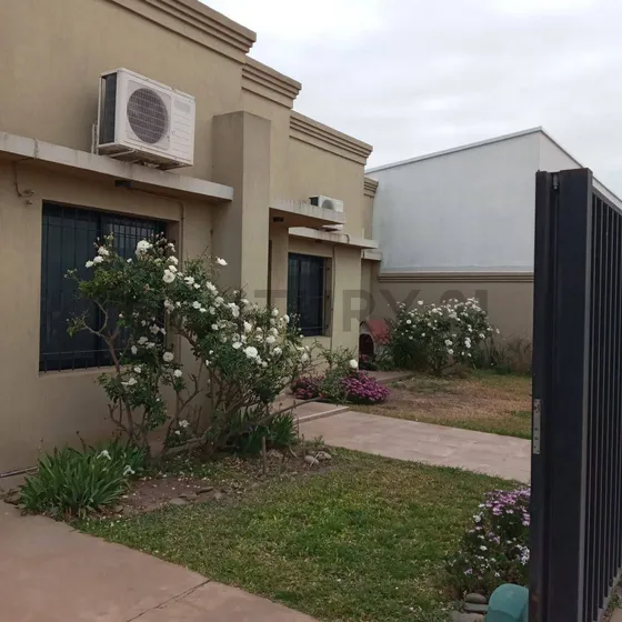 Casa En Venta En Rafaela, Barrio El Bosque