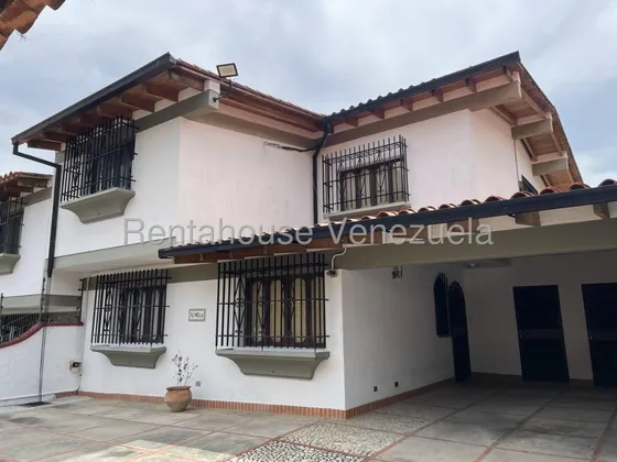 Rm Casa (duplex) En Venta En Miranda, Distrito Metropolitano