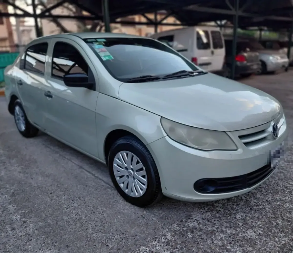 Volkswagen Voyage 1.6 Comfortline 101cv