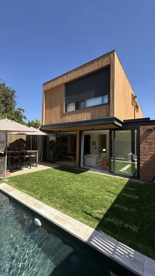 Arriendo | Espectacular Casa De 140 M2 En Tranquilo Sector R