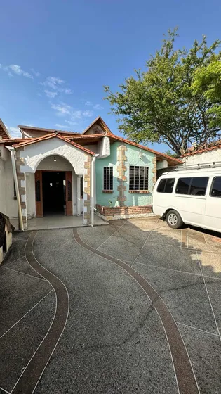 Js Casa En Venta En Tucapé San Cristóbal