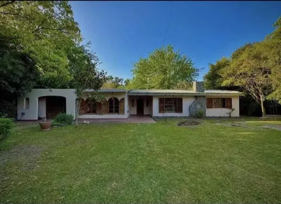 Venta Casa Quinta En Lujan Bs. As.
