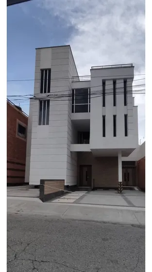 La Florida Se Vende Espectacular Local Comercial