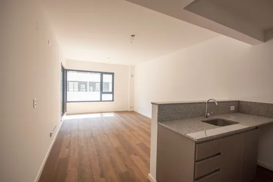 Departamento 3 Ambientes C/cochera Fija. En Venta.