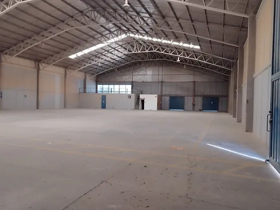 (bod) Zona Industrial, Anden, Bodega En Hormigón