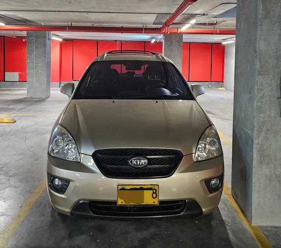Kia Carens 2.0 Rondo Ex
