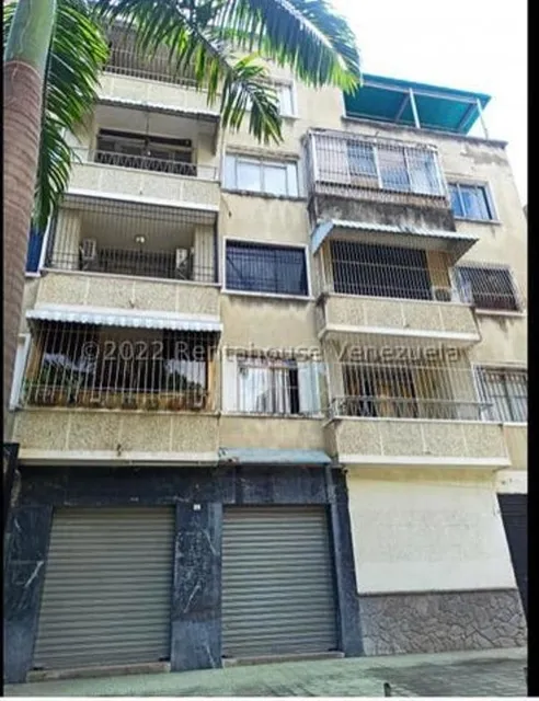 Local En Venta A Orilla De Calle En Las Palmas Dubravska Alarcón 24-812