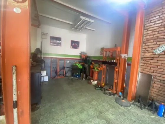 Alquiler De Taller Mecánico En Catia 1800