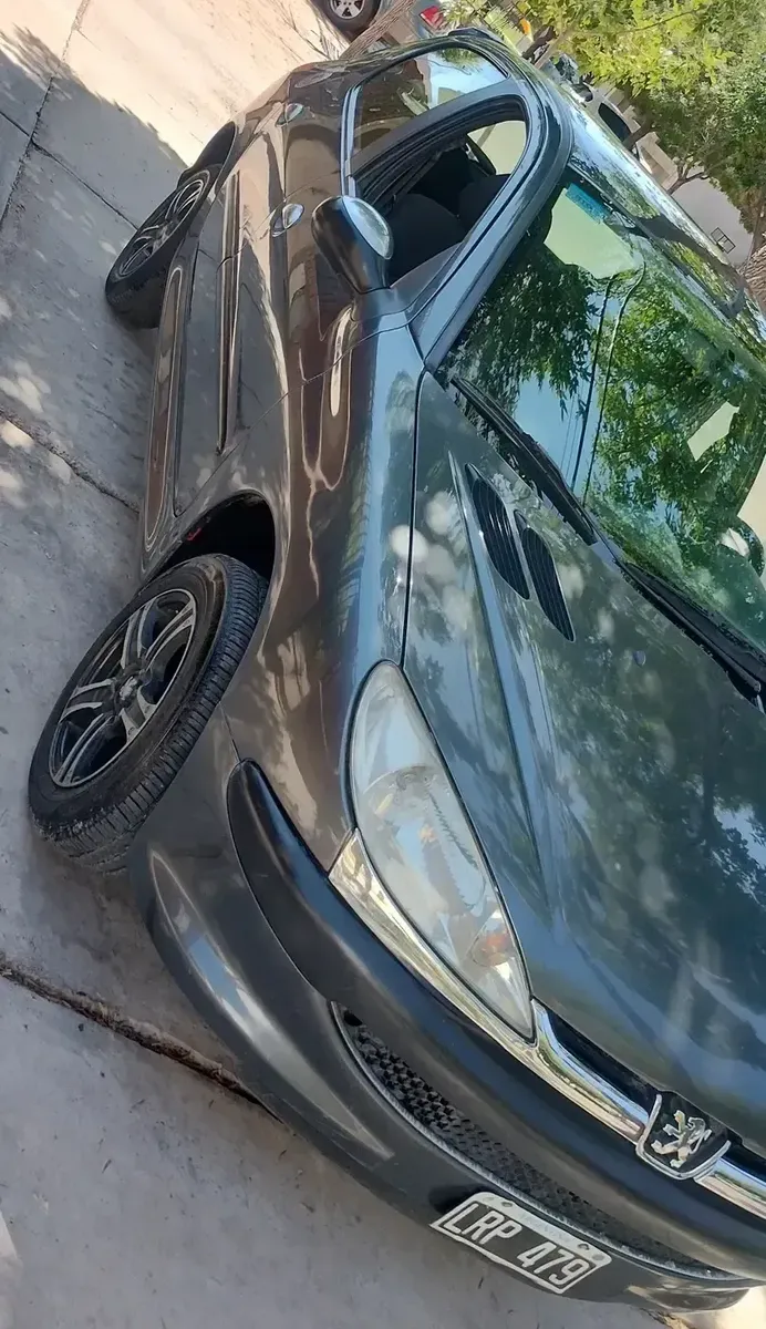 Peugeot 206 1.4 Allure 75cv