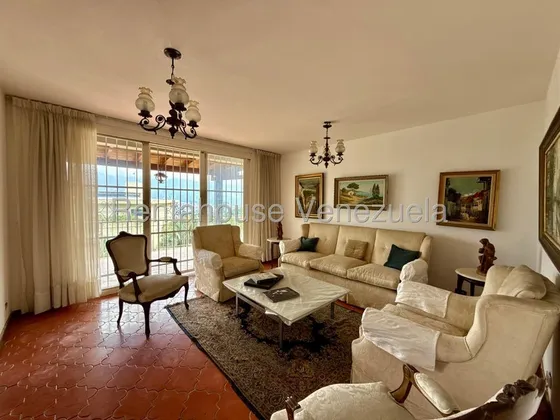 Casa En Venta Santa Paula Mls #25-23672 Bm