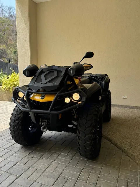 Can Am Out Lander