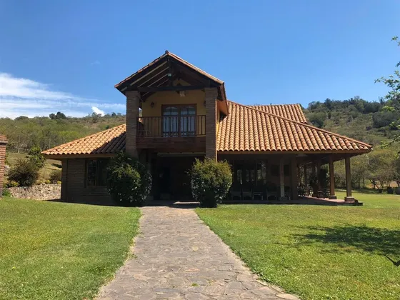 Casa En Venta De 4 Dorm. En Paine