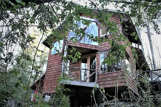Casa En Huilo-huilo, Inmersa En Paraíso De Bosque Nativo