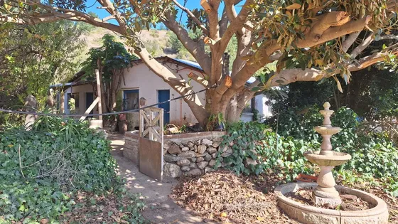 Terreno Con Hermosa Y Gran Casa En Boyeruca, Vichuquen