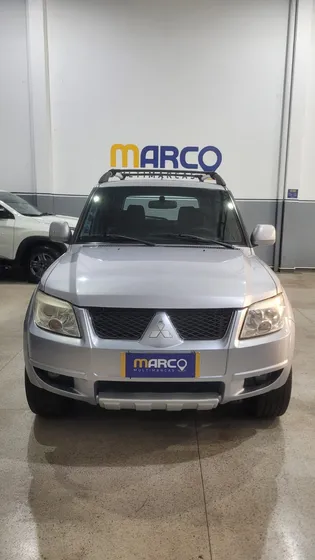Mitsubishi Pajero Tr4 2.0 Flex Aut. 5p