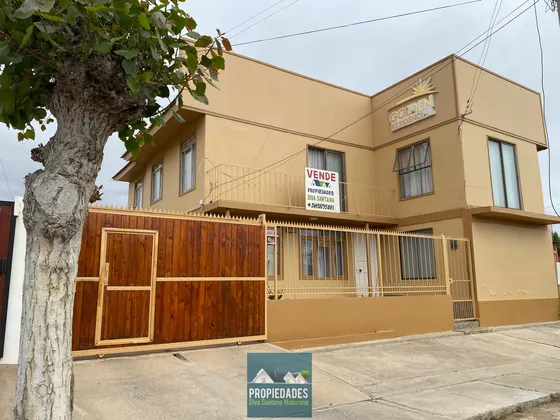 Hotel Y Residencial De 2 Pisos En Los Vilos