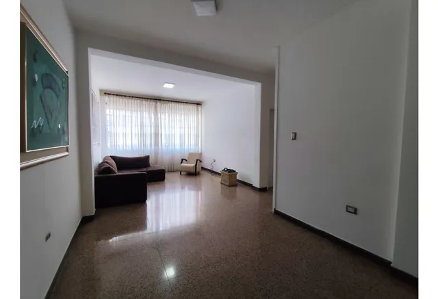 Se Alquila Apartamento 95m2 Chacao 5799