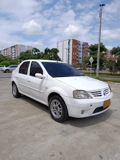 Renault Logan 1.6 Dynamique Nd