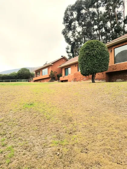 Casa En Agradable Condominio/ Cerro Grande
