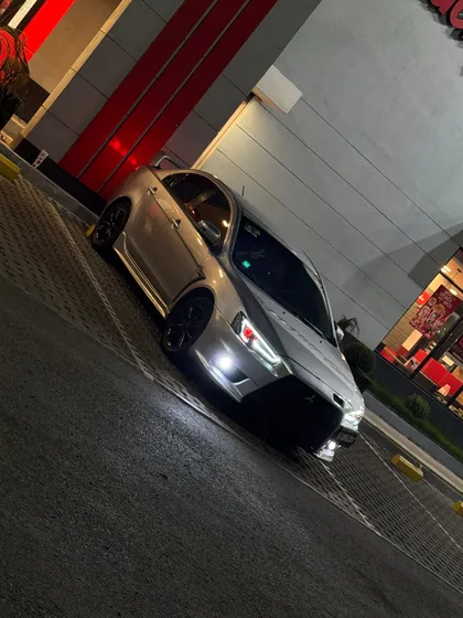 Mitsubishi Lancer 2.0 Es Mt