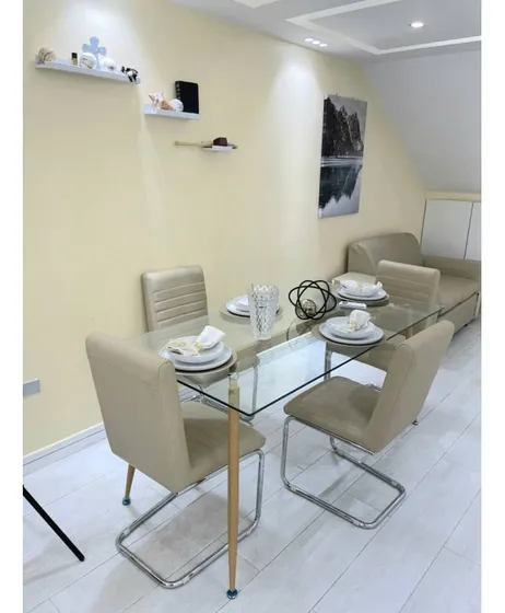 En Venta Apartamento Urb. Manantial, Res. Villas Cristal 26-122