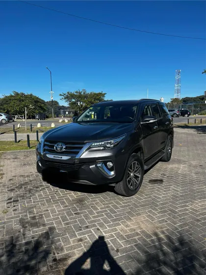 Toyota Sw4 4x4 Srx 2.8 Tdi 6 A/t 7a