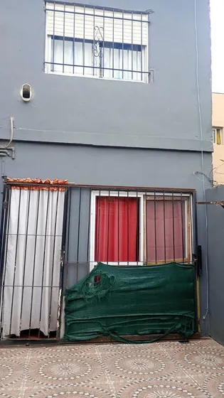 Casa En Venta - 3 Dormitorios 2 Baños - Cochera - 109mts2 - El Pato