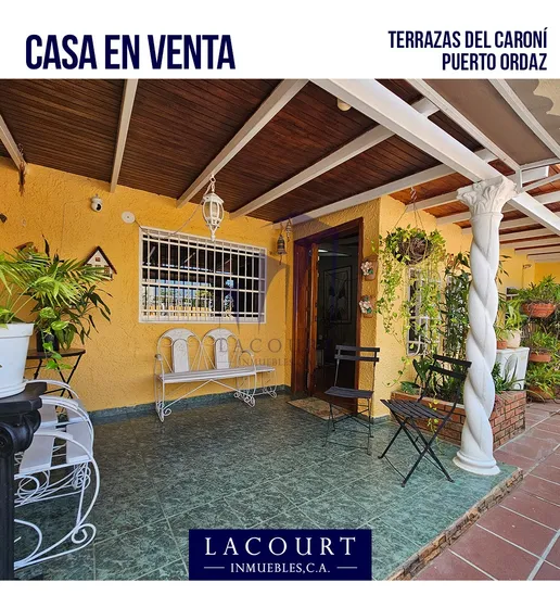 En Venta. Casa De Dos Niveles Ubicada En La Urb. Terrazas Del Caroní, Lote A #vl