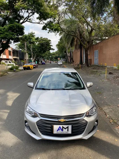 Chevrolet Onix 1.0t Premier Sedan At