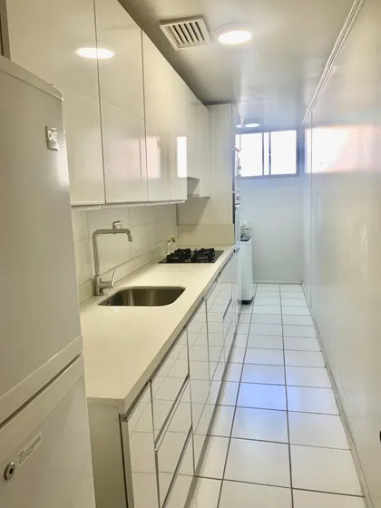 Arriendo Departamento Amoblado Metro Universidades 2 Dorm 