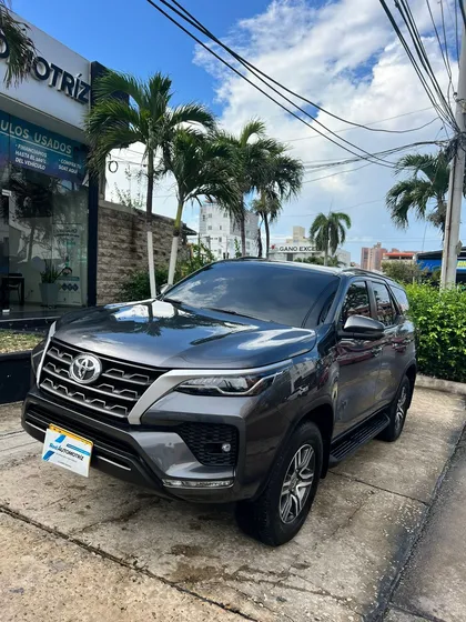 Toyota Fortuner 2.4