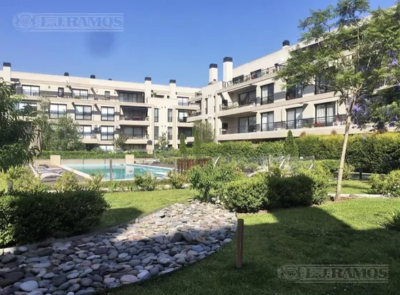 Impecable Departamento En Venta En Espacio Las Lomas.