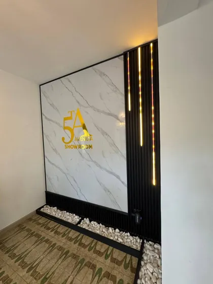 Solo Clientes Local Comercial En Alquiler En Trigal Norte Valencia Casa De Marcas 5ta Av.