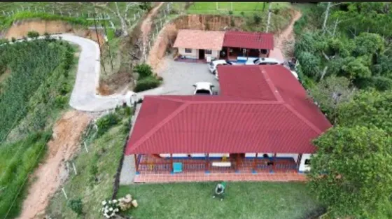 Finca En Venta Cisneros 240 Mil M2