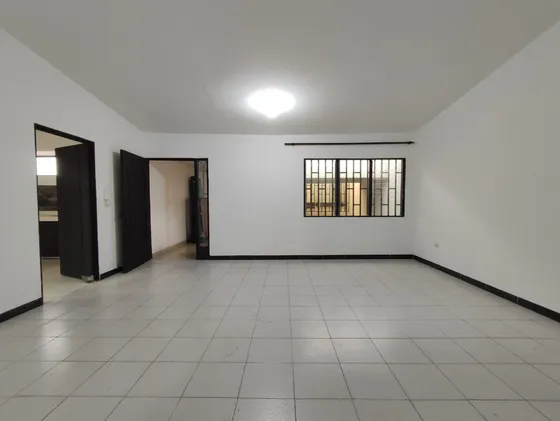 Apartamento En Arriendo En Popular. Cod A26528