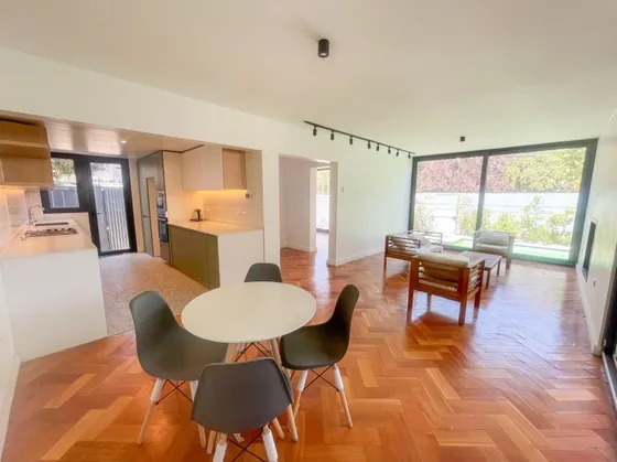 Casa En Venta De 3 Dorm. Sector Estadio Español