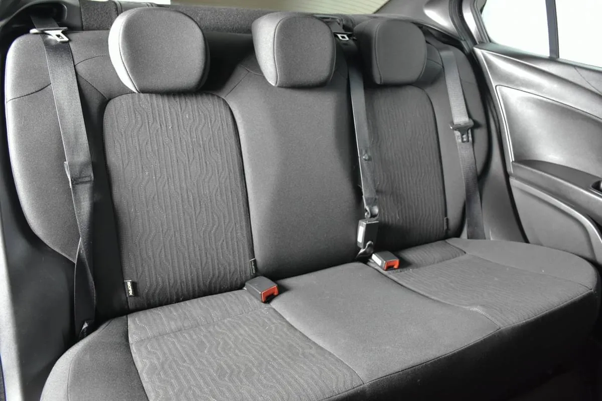 Fiat Cronos 1.3 Drive CVT5509740520131993615