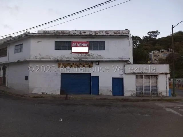 Se Vende Casa Con Local Comercial En Baruta Mls #24-6886
