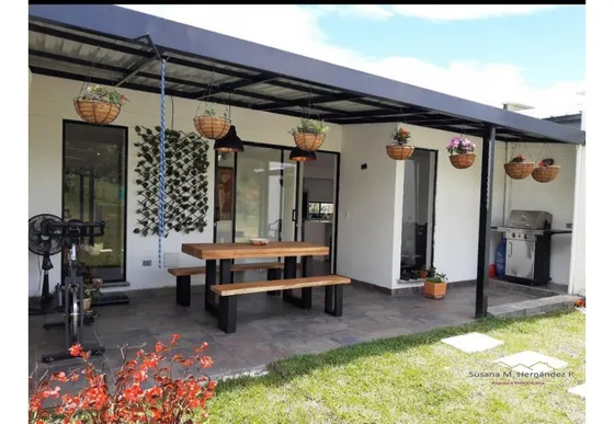 Casa Campestre En Venta Vereda La Mosca En Guarne