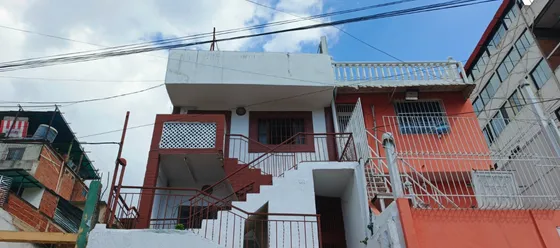 Casa  En Venta En Los Flores De Catia Pf- Ny