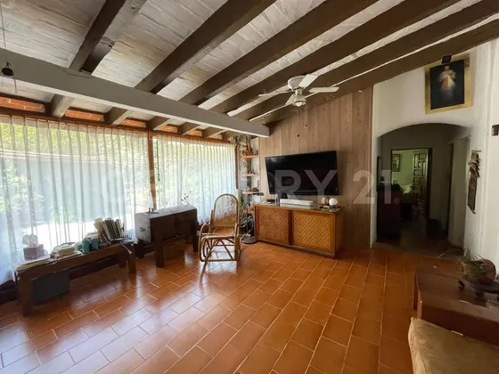 Venta De Casa Estilo Cuernavaca Con Excelente Ubicación
