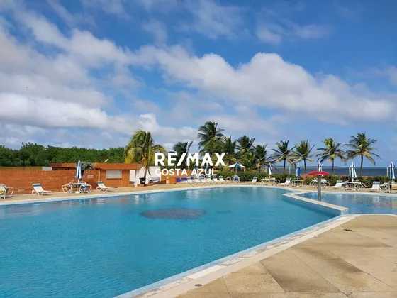 Remax Vende Apartamento Con Hermosa Vista En El Conjunto La Mar Suites Tucacas
