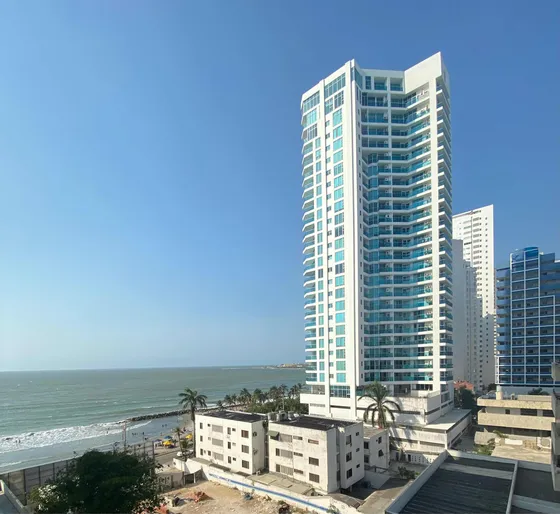 Se Alquila Apto En Bocagrande Con Vista Al Mar