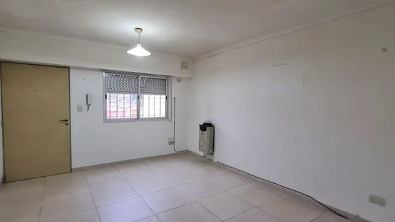 Alquiler 2 Amb Departamento En Caseros, Tres De Febrero