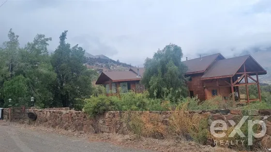 Casa En Arriendo 7 H,4b. Tinajas En San Esteban