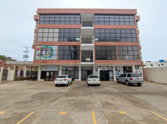 Local En C.c De Reciente Data Klarissa