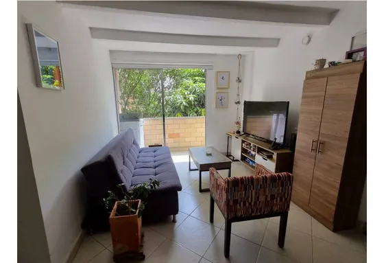 Apartamento En Venta Loma De Los Bernal 