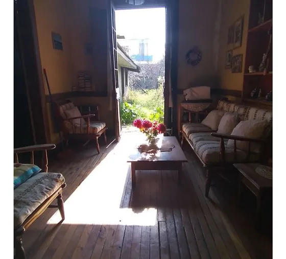 Vende Casa Con Gran Patio En La Cisterna