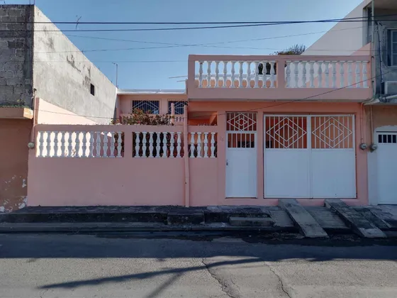 Casa En Venta En Col. Carranza, Veracruz